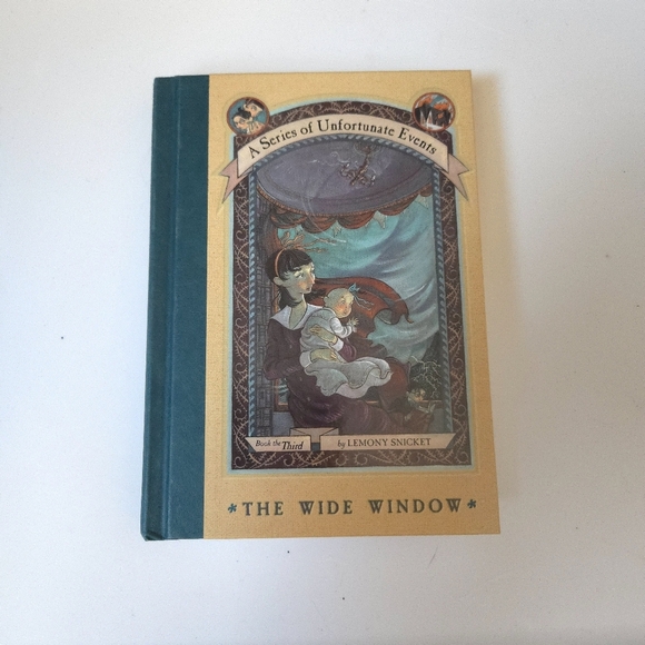 A Series of Unfortunate Events , The Wide Window Hardcover Book #3 - Picture 1 of 5